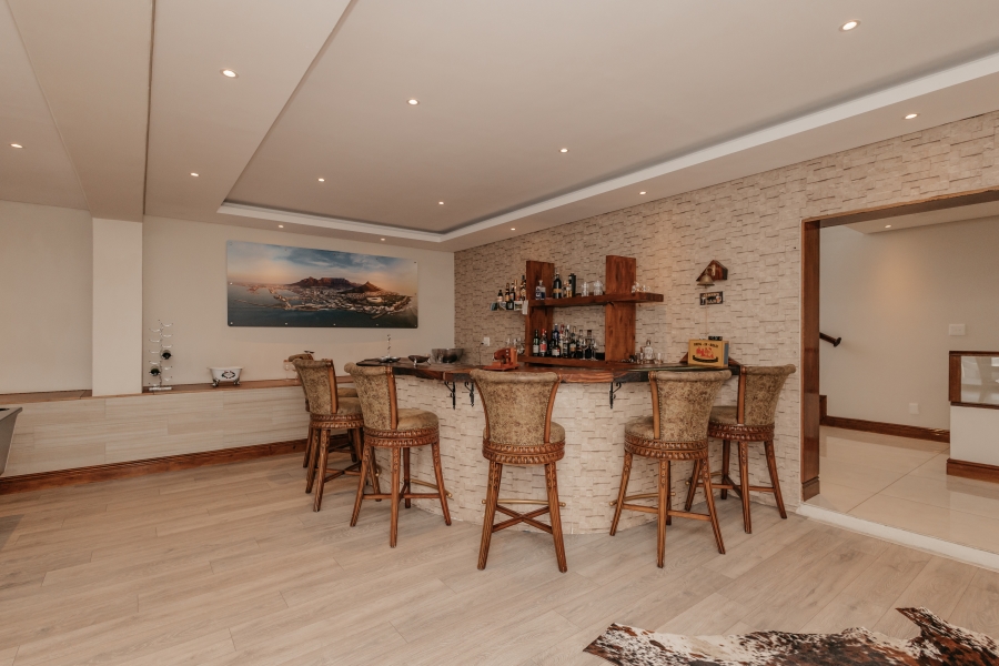 4 Bedroom Property for Sale in Baronetcy Estate Western Cape